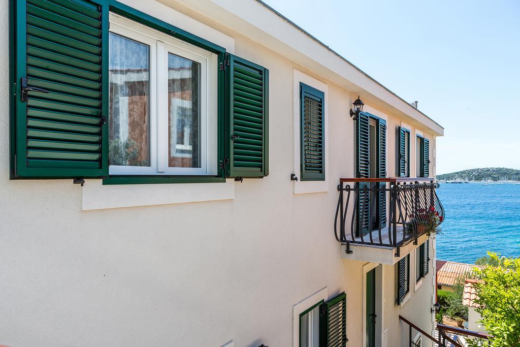 Apartments Oleandar Rogoznica  Room photo