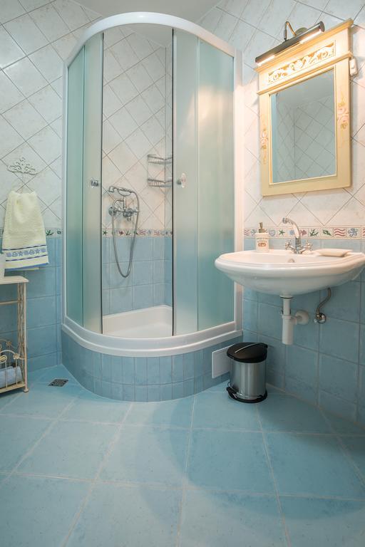 Apartments Oleandar Rogoznica  Room photo